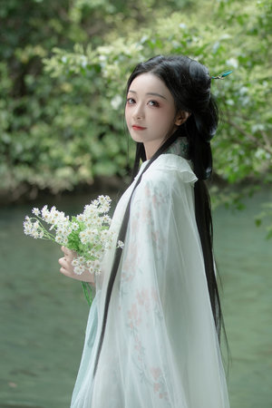 可以看黄的qq